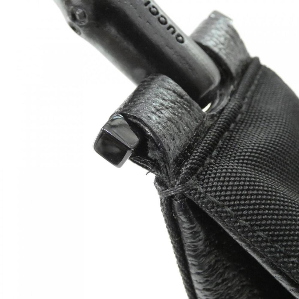 GUCCI Authentic Black Shoulder Bag - Picture 5 of 8